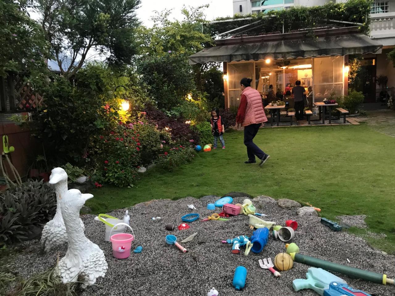 花蓮 達芙妮花園民宿 Цзянь Экстерьер фото